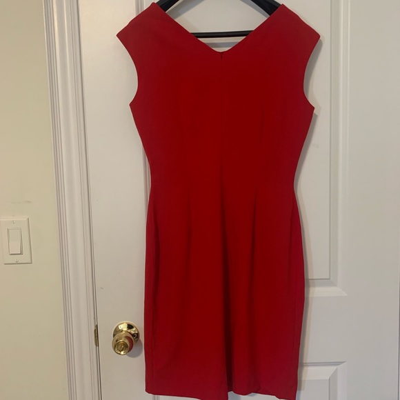 Red Calvin Klein cocktail dress - Picture 3 of 5